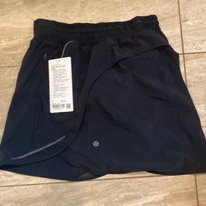 Lululemon Hotty hot hr skirt long new 6